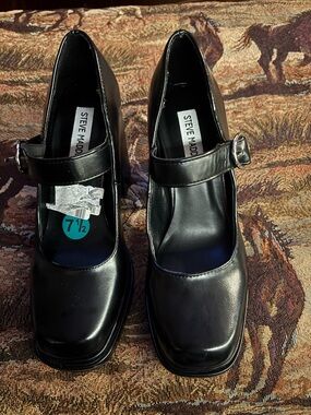 Steve Madden Black Mary Jane Block Heel Pumps with Buckle Strap